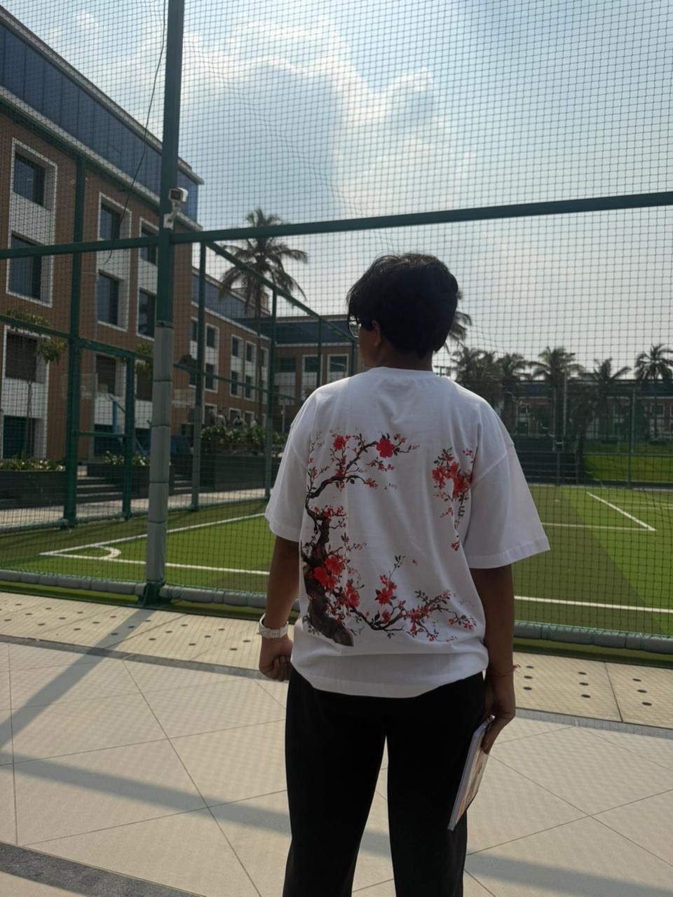white tshirt